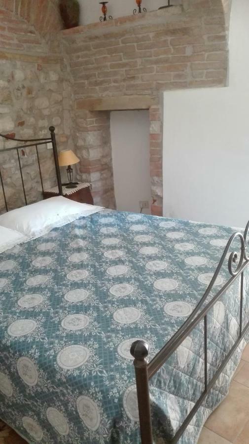 Agriturismo Cerquaglia Villa Todi Eksteriør billede